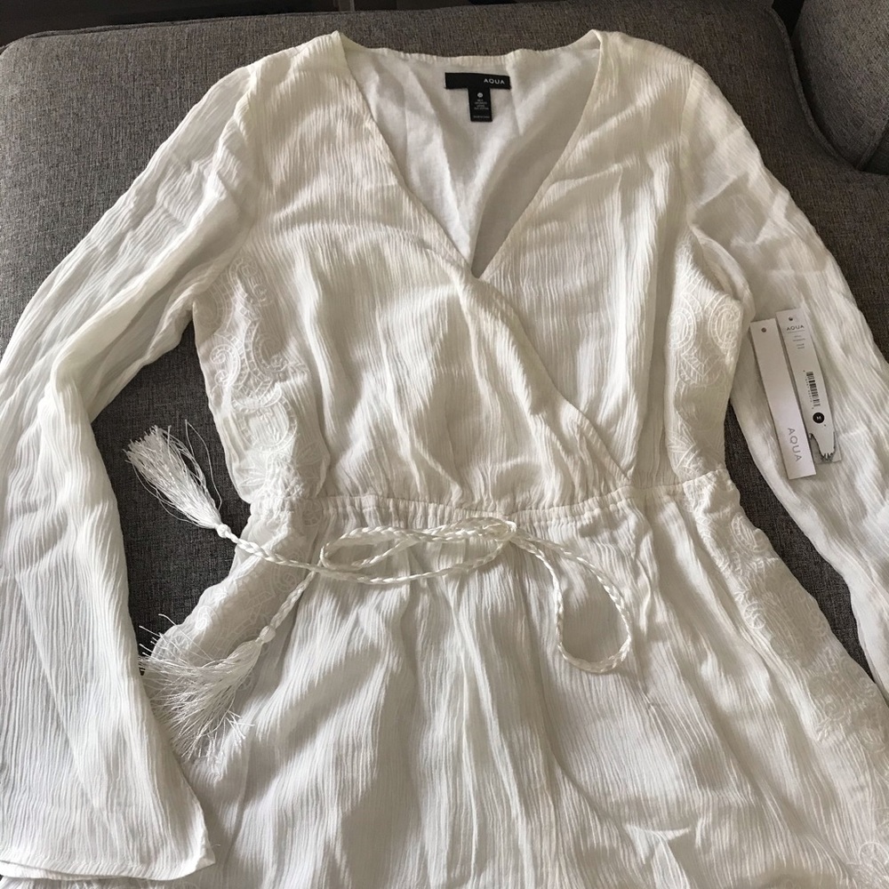 📣NWT White Embroidered Romper Beach Pool Swim Coverup